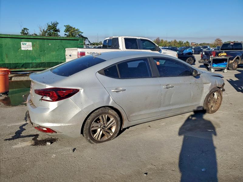 96674695 :رقم المزاد ، 5NPD84LF2KH424027 vin ، 2019 Hyundai Elantra مزاد بيع