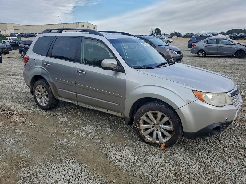 Продажа на аукционе авто 2011 Subaru Forester, vin: JF2SHBDC8BH745733, номер лота: 96054315