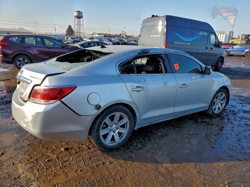97306125 :رقم المزاد ، 1G4GC5EG1AF275590 vin ، 2010 Buick Lacrosse مزاد بيع
