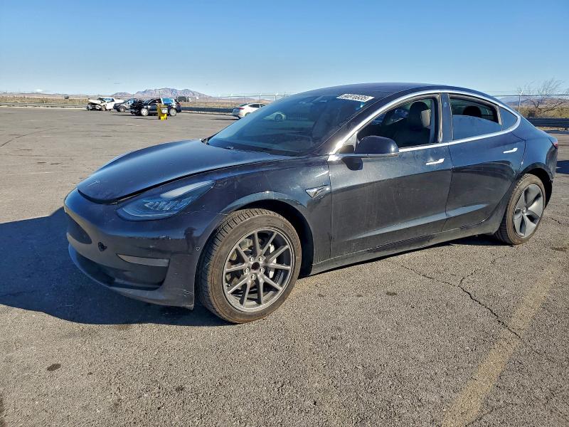 Auction sale of the 2018 Tesla Model 3, vin: 5YJ3E1EA9JF070945, lot number: 94816935