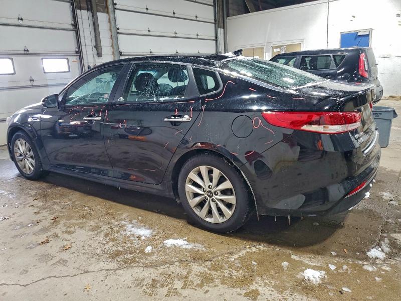 Продаж на аукціоні авто 2018 Kia Optima Lx, vin: 5XXGT4L36JG258042, номер лоту: 95432265