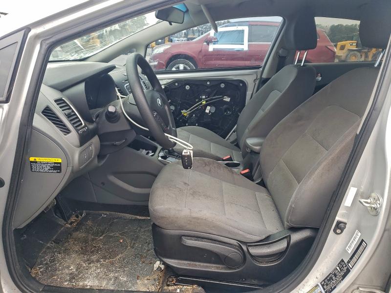 95954915 :رقم المزاد ، 3KPFK4A70JE258003 vin ، 2018 Kia Forte مزاد بيع