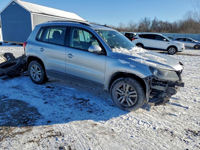 95954665 :رقم المزاد ، WVGBV7AX6GW520575 vin ، 2016 Volkswagen Tiguan مزاد بيع