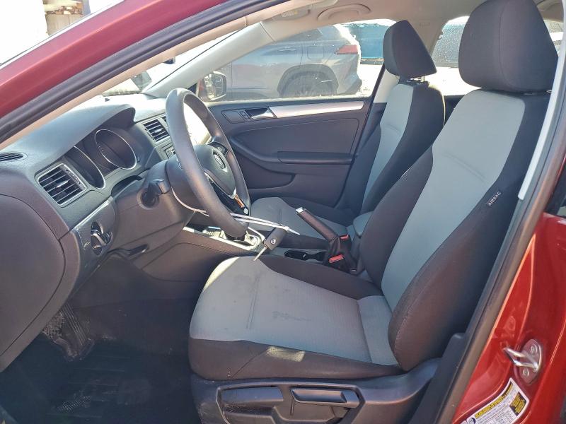 96189365 :رقم المزاد ، 3VW2B7AJ6HM212717 vin ، 2017 Volkswagen Jetta S مزاد بيع