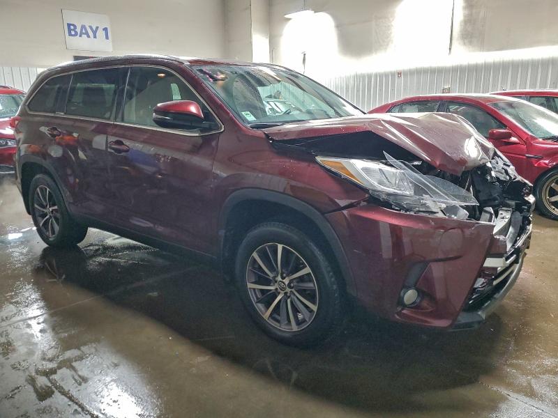 Продаж на аукціоні авто 2019 Toyota Highlander, vin: 5TDJZRFH2KS703269, номер лоту: 97959085