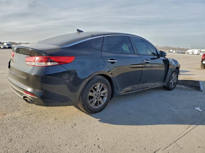 51836236 :رقم المزاد ، 5XXGT4L33GG100413 vin ، 2016 Kia Optima مزاد بيع