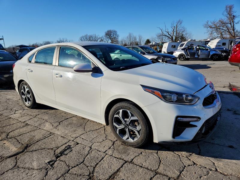 2019 Kia Forte მანქანა იყიდება აუქციონზე, vin: 3KPF24AD8KE111306, აუქციონის ნომერი: 95841295