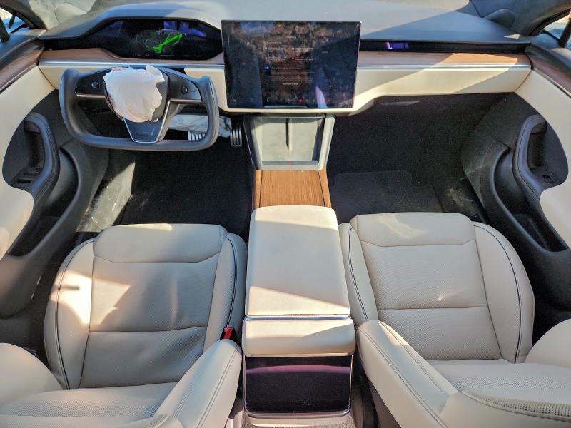95939895 :رقم المزاد ، 5YJSA1E57NF486122 vin ، 2022 Tesla Model S مزاد بيع