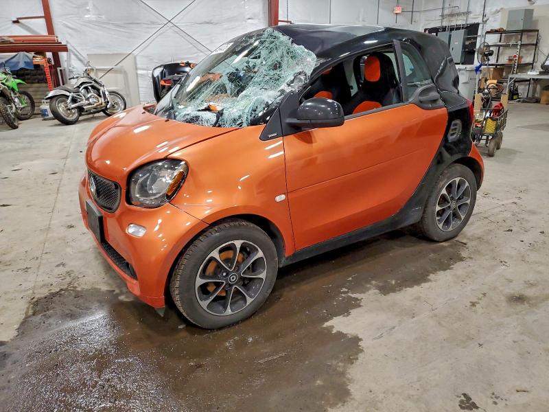 Продажа на аукционе авто 2016 Smart Cars Fortwo, vin: WMEFJ5DA9GK080065, номер лота: 94664475