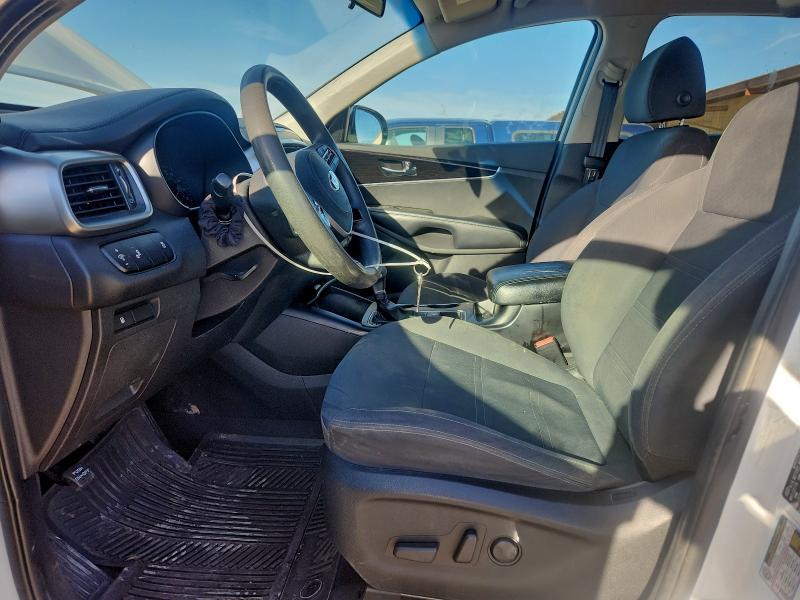 2019 Kia Sorento მანქანა იყიდება აუქციონზე, vin: 5XYPG4A58KG477638, აუქციონის ნომერი: 98196645