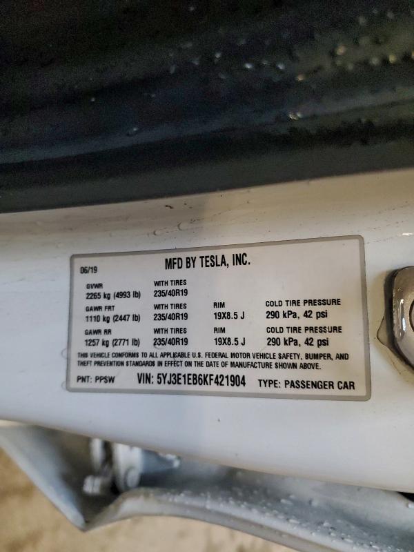 98588725 :رقم المزاد ، 5YJ3E1EB6KF421904 vin ، 2019 Tesla Model 3 مزاد بيع