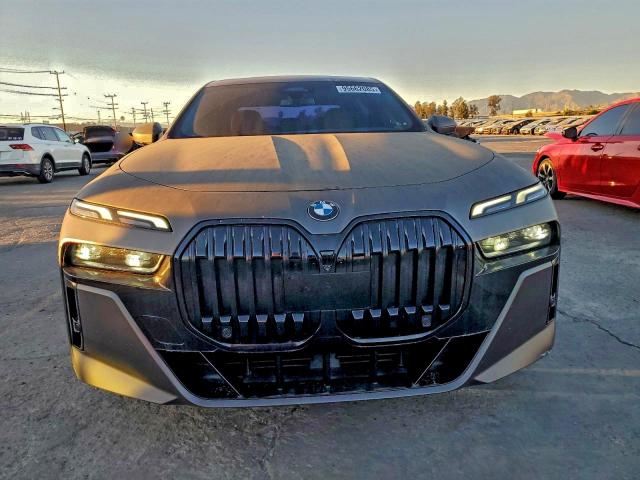 95662085 :رقم المزاد ، WBA23EH03PCM28457 vin ، 2023 Bmw 740 مزاد بيع