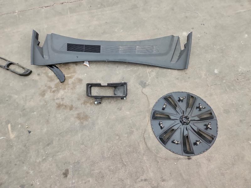 Продажа на аукционе авто 2024 Tesla Model 3, vin: 5YJ3E1EB4RF766777, номер лота: 95853985