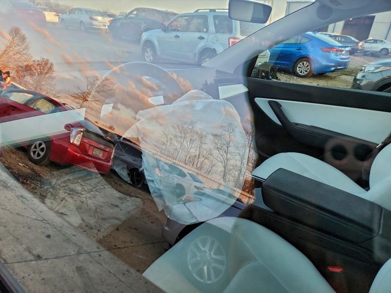 Продаж на аукціоні авто 2022 Tesla Model Y, vin: 7SAYGDEF0NF441965, номер лоту: 92868645