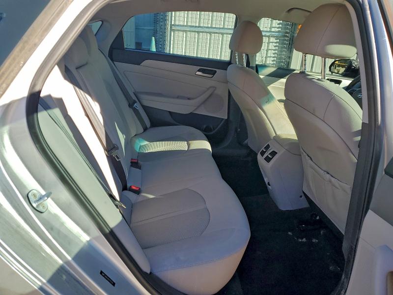 Продажа на аукционе авто 2019 Hyundai Sonata Lim, vin: 5NPE34AF4KH771574, номер лота: 98456225