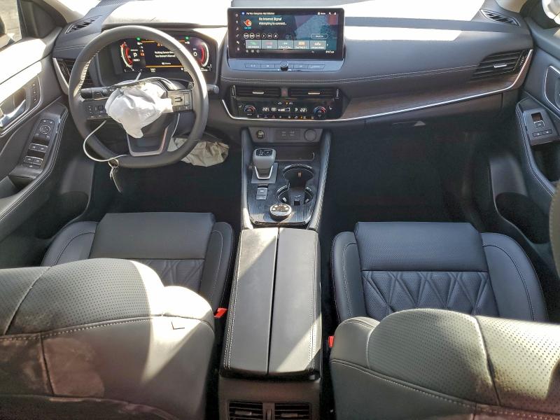 97633135 :رقم المزاد ، JN8BT3DD4SW306086 vin ، 2025 Nissan Rogue مزاد بيع