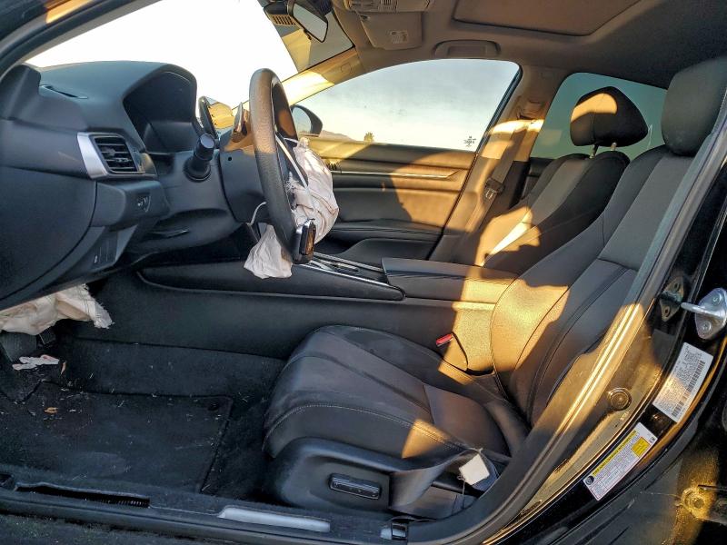 96001745 :رقم المزاد ، 1HGCV3F46MA001892 vin ، 2021 Honda Accord مزاد بيع