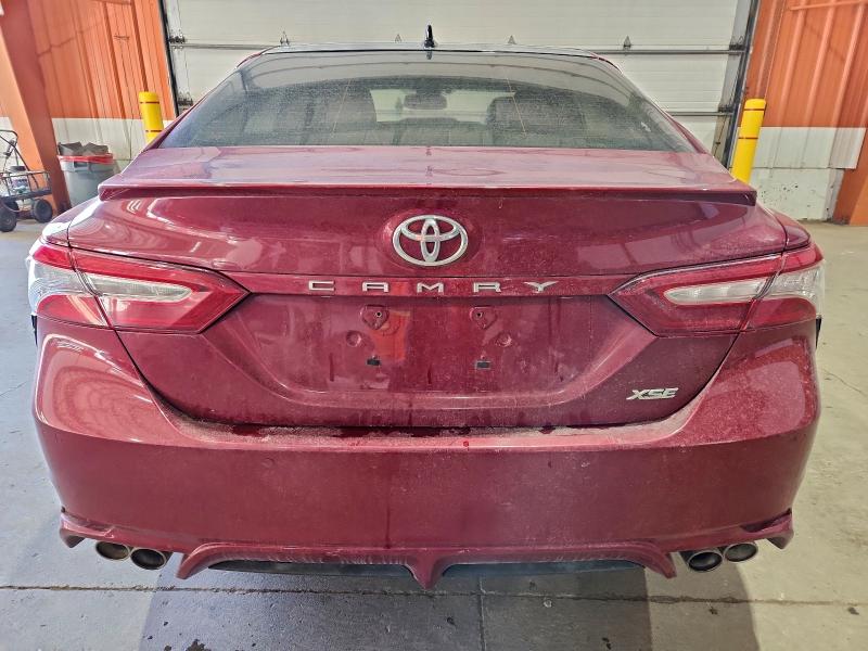 Auction sale of the 2018 Toyota Camry Xse, vin: 4T1B61HK6JU565295, lot number: 98187165