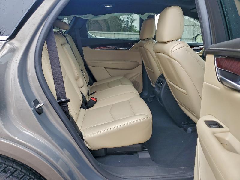 94744825 :رقم المزاد ، 1GYKNCRS5JZ132436 vin ، 2018 Cadillac Xt5 مزاد بيع