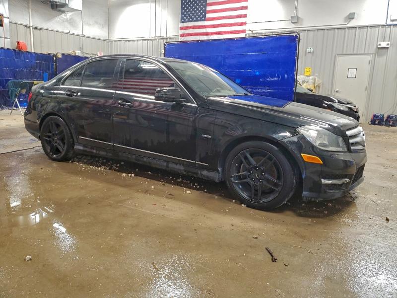 2012 Mercedes-benz C მანქანა იყიდება აუქციონზე, vin: WDDGF4HB3CR238893, აუქციონის ნომერი: 70048555