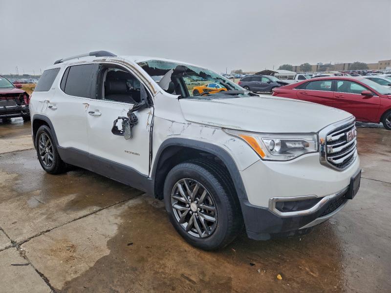 95139955 :رقم المزاد ، 1GKKNMLS2HZ142957 vin ، 2017 Gmc Acadia مزاد بيع