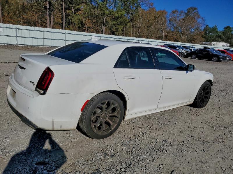 Продажа на аукционе авто 2016 Chrysler 300, vin: 2C3CCABG6GH282515, номер лота: 96888705