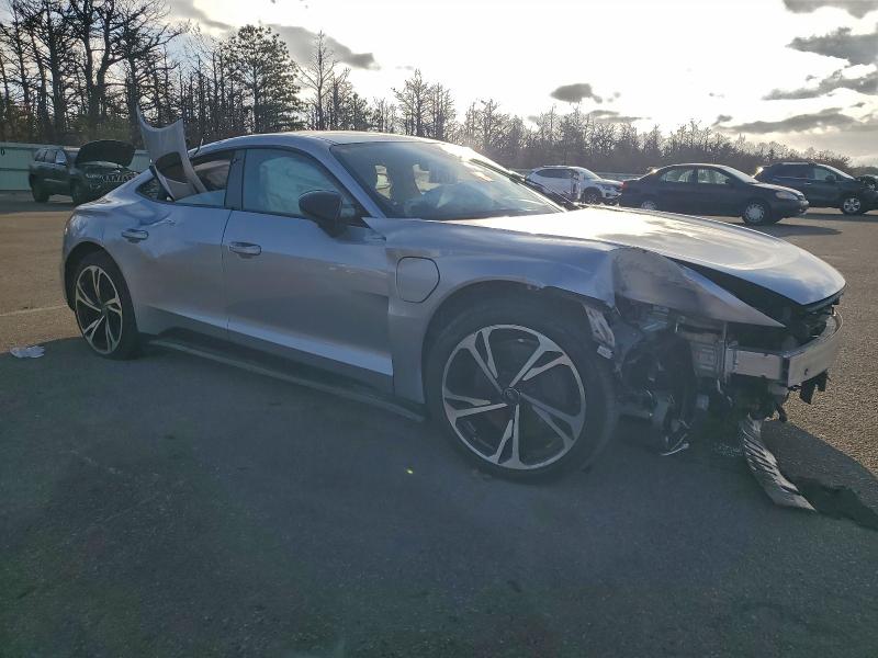 2022 Audi E-tron Gt მანქანა იყიდება აუქციონზე, vin: WAUCJBFW6N7008178, აუქციონის ნომერი: 95348855
