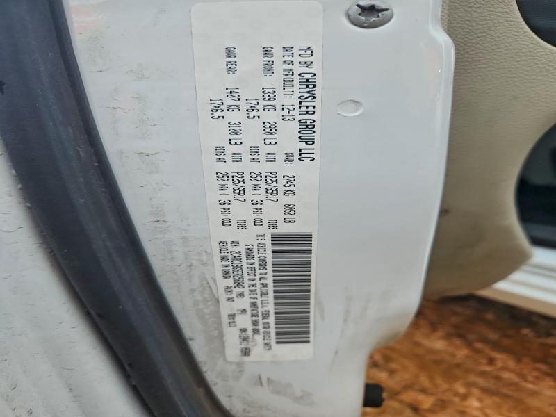 2014 Chrysler Town & Country მანქანა იყიდება აუქციონზე, vin: 2C4RC1BG5ER256842, აუქციონის ნომერი: 97843335