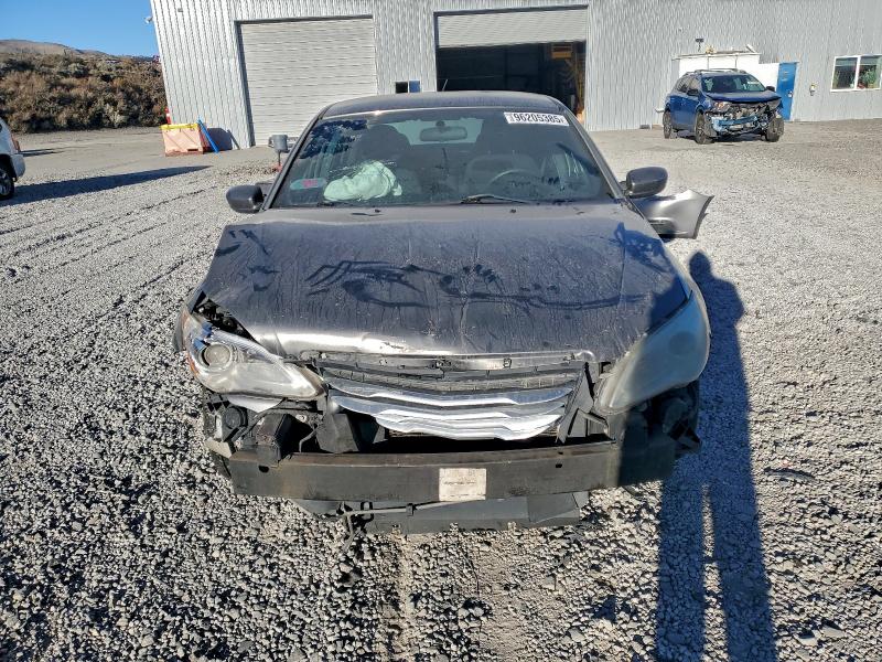2012 Chrysler 200 მანქანა იყიდება აუქციონზე, vin: 1C3CCBAB5CN202375, აუქციონის ნომერი: 96205385