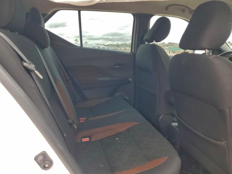 Продажа на аукционе авто 2019 Nissan Kicks, vin: 3N1CP5CU3KL565484, номер лота: 94704655