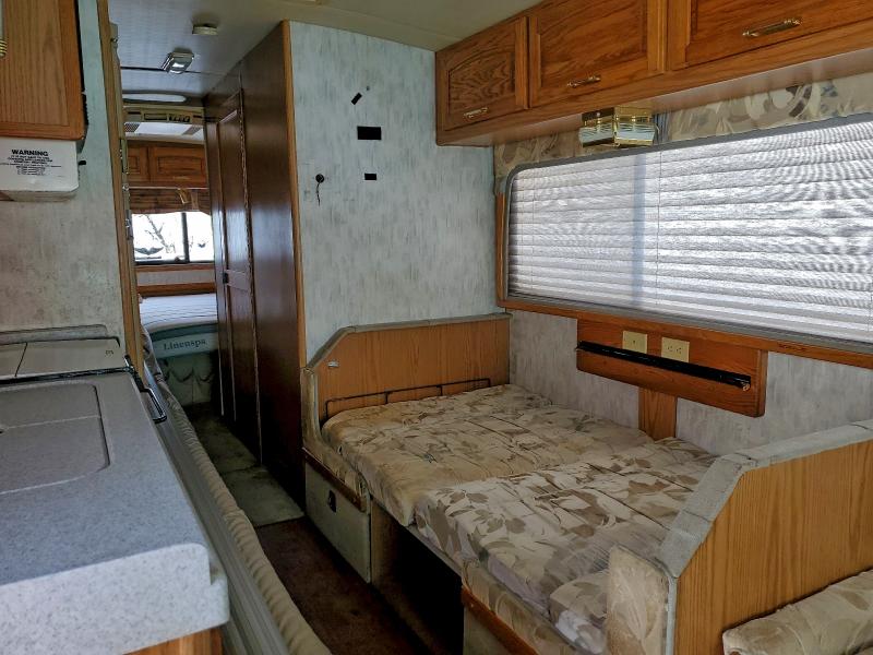 Продажа на аукционе авто 2000 Other Fleetwood, vin: 1GBKP37N7R3307463, номер лота: 77207965