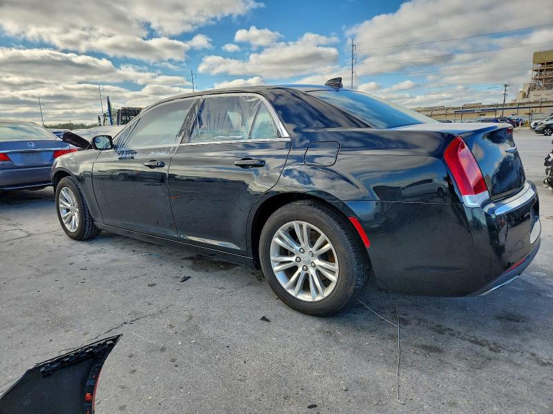 95294365 :رقم المزاد ، 2C3CCAAG3HH516256 vin ، 2017 Chrysler 300 مزاد بيع