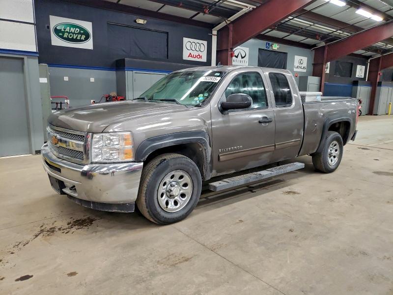 Auction sale of the 2013 Chevrolet Silverado, vin: 1GCRKREA2DZ108984, lot number: 97623935