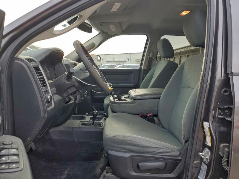 93909145 :رقم المزاد ، 3C6UR5CJ6HG568941 vin ، 2017 Ram 2500 مزاد بيع