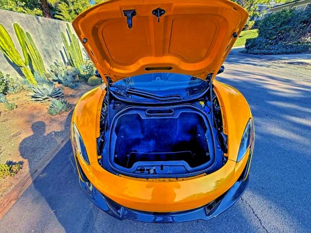 98726235 :رقم المزاد ، SBM11FAA8GW006073 vin ، 2016 Mclaren Automotive 650s Spide مزاد بيع