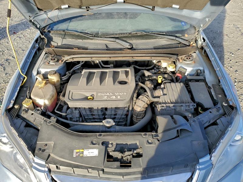 Продажа на аукционе авто 2014 Chrysler 200 Lx, vin: 1C3CCBAB4EN213919, номер лота: 95698495