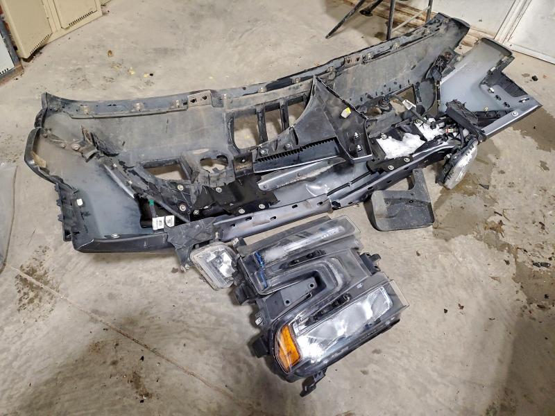 94784195 :رقم المزاد ، 1GCUYEED2MZ422453 vin ، 2021 Chevrolet Silverado مزاد بيع