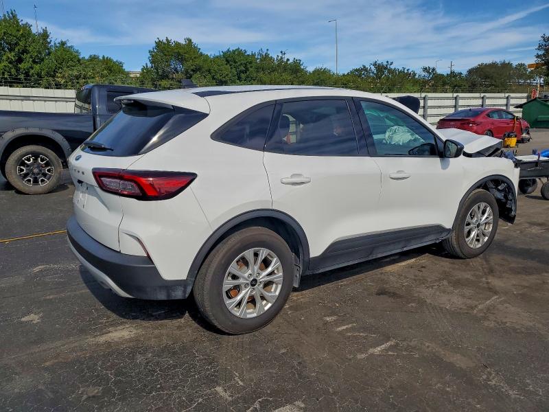 2025 Ford Escape მანქანა იყიდება აუქციონზე, vin: 1FMCU0GN8SUA23231, აუქციონის ნომერი: 50127726