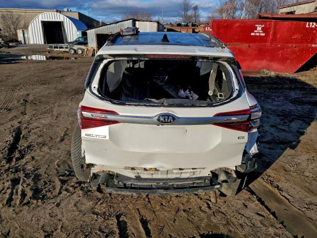 2021 Kia Seltos მანქანა იყიდება აუქციონზე, vin: KNDEUCAA6M7068741, აუქციონის ნომერი: 92192105