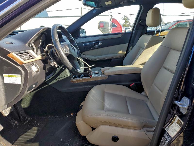 97370015 :رقم المزاد ، WDDHF8HB3BA279842 vin ، 2011 Mercedes-benz E مزاد بيع
