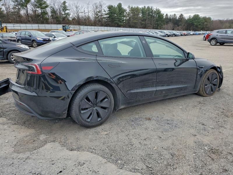 Продаж на аукціоні авто 2024 Tesla Model 3, vin: 5YJ3E1EA2RF855707, номер лоту: 95165025