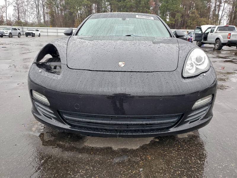 93833065 :رقم المزاد ، WP0AA2A76DL012120 vin ، 2013 Porsche Panamera مزاد بيع