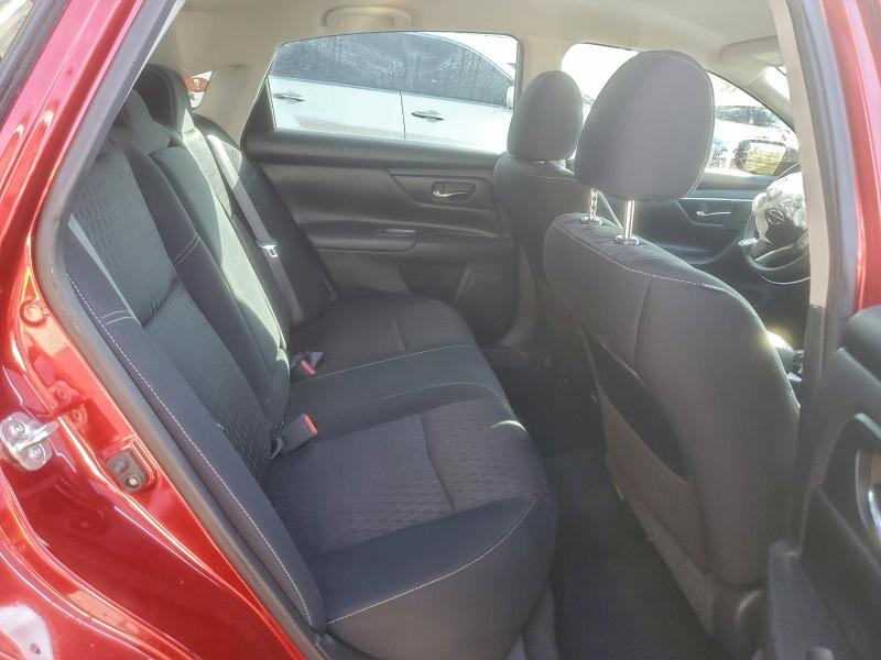 Продаж на аукціоні авто 2018 Nissan Altima, vin: 1N4AL3AP2JC105279, номер лоту: 95837575