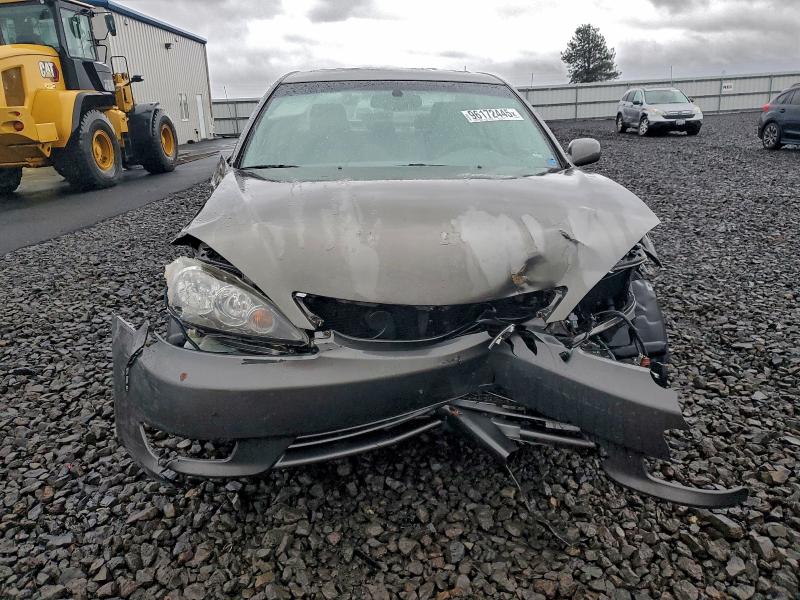 96172445 :رقم المزاد ، 4T1BE32K55U583719 vin ، 2005 Toyota Camry Le مزاد بيع