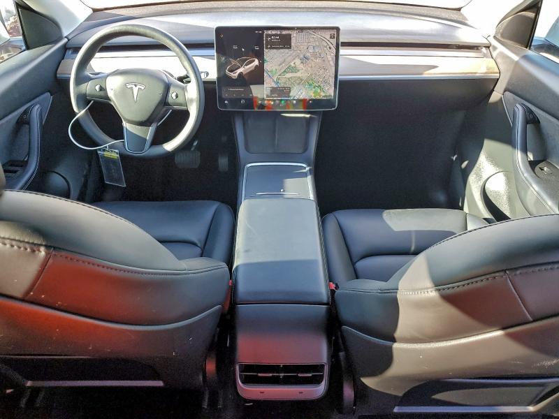 96842015 :رقم المزاد ، 7SAYGDEEXNF349561 vin ، 2022 Tesla Model Y مزاد بيع