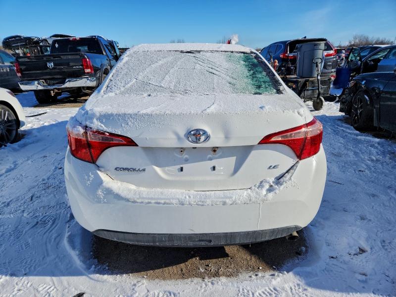 Продажа на аукционе авто 2018 Toyota Corolla, vin: 2T1BURHE6JC008208, номер лота: 95167505
