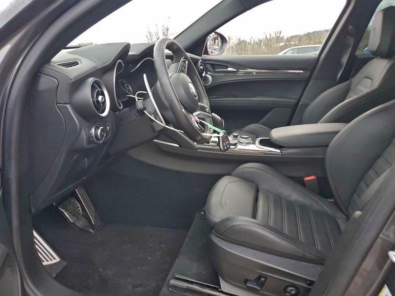 97716625 :رقم المزاد ، ZASPAKEV8P7D67930 vin ، 2023 Alfa Romeo Stelvio مزاد بيع