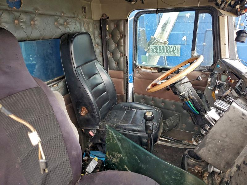 Продажа на аукционе авто 1994 Kenworth Construct, vin: 1XKADB9X1RJ633350, номер лота: 94806985
