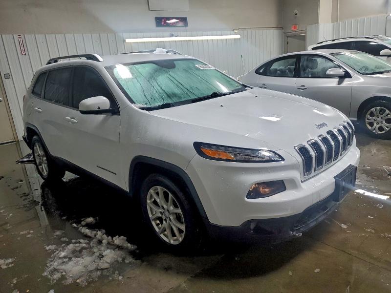 95276935 :رقم المزاد ، 1C4PJLCB0FW657560 vin ، 2015 Jeep Cherokee مزاد بيع