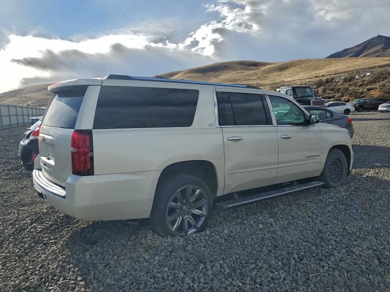 97457475 :رقم المزاد ، 1GNSKKKC0FR722490 vin ، 2015 Chevrolet Suburban مزاد بيع